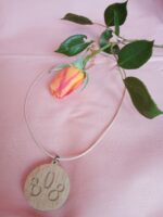 Gravírozott 808nő natúr kerek fanyaklánc - Image 5