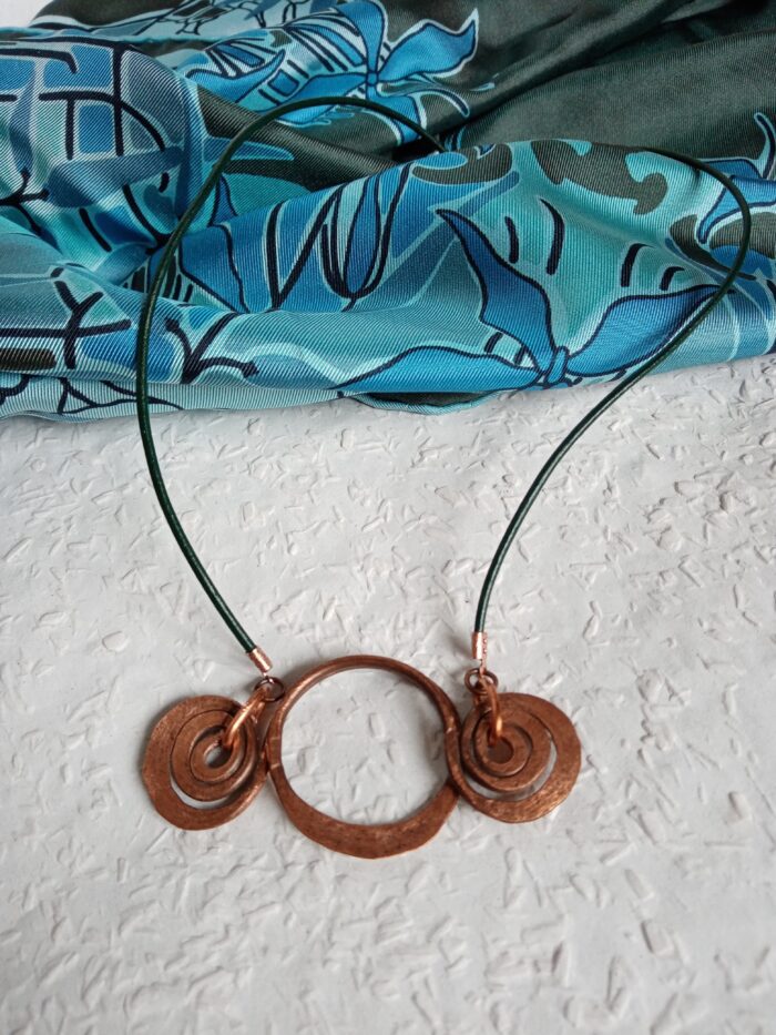 Réz 808nő ékszer zöld bőrzsinóron 7 cm medállal - Image 4