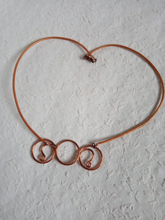 Rézből készült 808nő ékszer rézszínű bőrzsinóron 7 cm medállal - Image 2