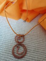 KÖZEPES Réz ÁLLÓ 808nő ékszer vajszínű bőrzsinóron 6 cm medállal (másolat) - Image 3